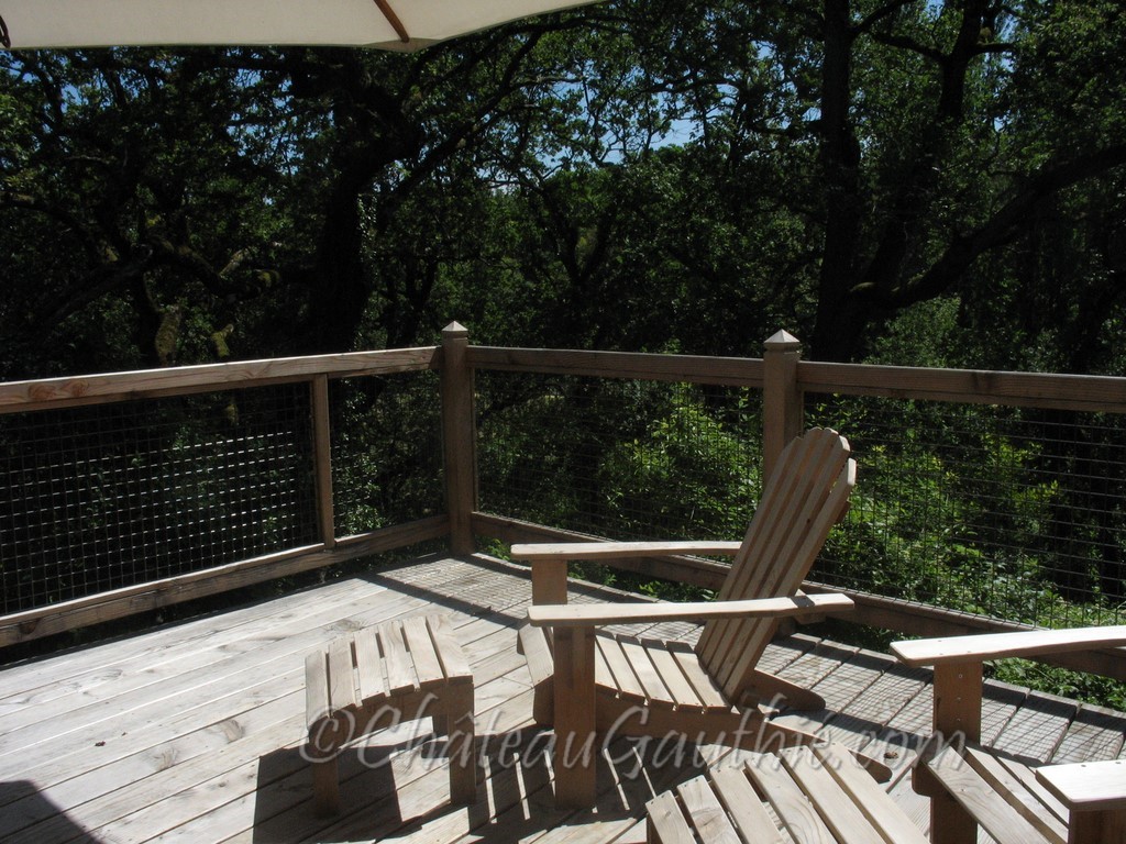 Plateforme sud avec fauteuils style adirondak